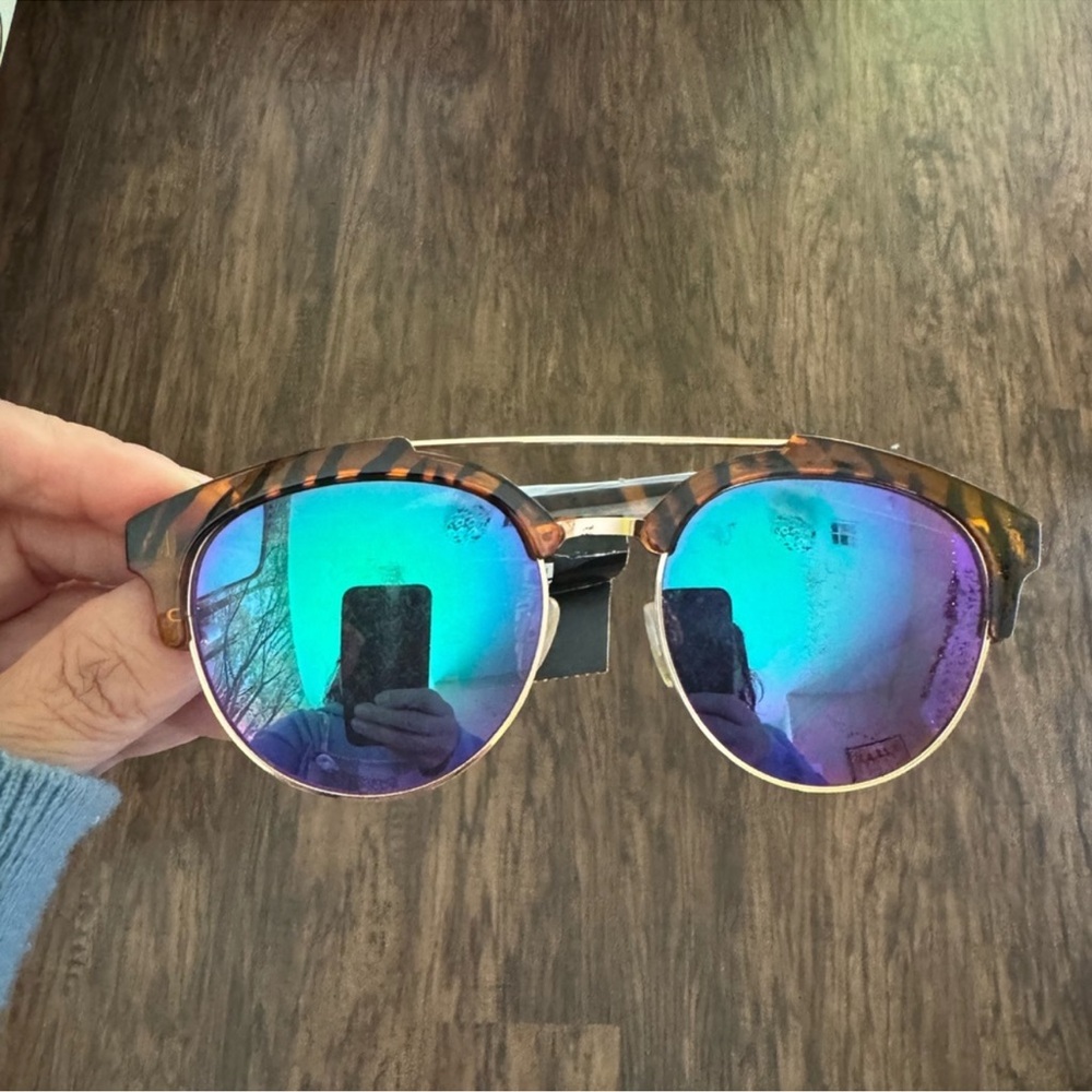 Express blue mirrored sunglasses in tortoise